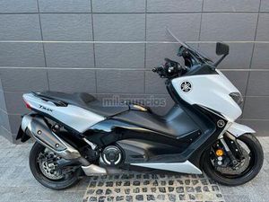 YAMAHA - TMAX 530