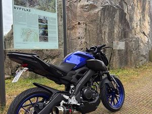 YAMAHA MT-125