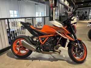 2023 KTM 1290 SUPER DUKE R