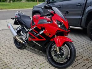 HONDA CBR 600F