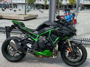 VENDO KAWASAKI Z H2 SE (2021 - 24) USATA A MEOLO (CODICE 9889633) - MOTO.IT