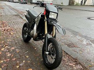 YAMAHA DT 125 R ( UPSD UMBAU + BEHR FELGEN
