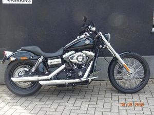 ② HARLEY DAVIDSON WIDE GLIDE '2012