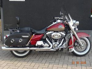 ② HARLEY DAVIDSON ROAD KING CLASSIC MODEL '2009
