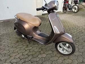 VESPA PRIMAVERA 125
