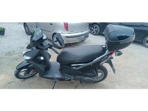 SCOOTER 125 CC KYMCO CASTELO (SESIMBRA)