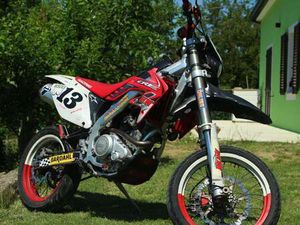 HM CRE F 125 X ROSSO