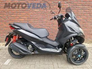 PIAGGIO MP3 300 HPE SPORT (BJ 2019) — MOTOREN | PIAGGIO — MARKTPLAATS