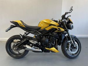 TRIUMPH STREET TRIPLE 765 RS 765 CC