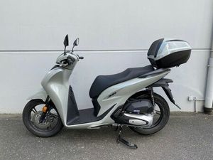 HONDA SH125I INKL. TOPCASE