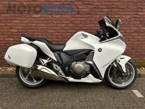 HONDA VFR 1200 F (BJ 2010) — MOTOREN | HONDA — MARKTPLAATS