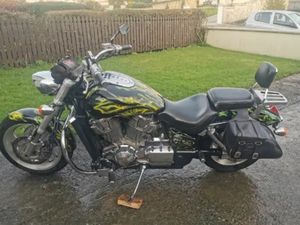 02 VTX 1800 CC
