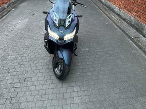 ② SYM ADX 125 CC INDIGO MAT KLEUR MET TCS EN ABS 2500KM