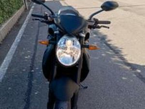 MV AGUSTA BRUTALE 920 - 2011