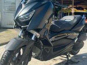 YAMAHA X MAX 300