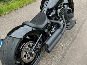HARLEY DAVIDSON FAT BOY 114 CUSTOM UMBAU RICK‘S KESSTECH AIRRIDE