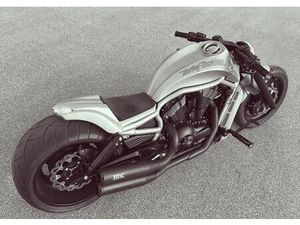 HARLEY-DAVIDSON NIGHT ROD SPECIAL VRSCDX CUSTOMBIKE *UMGEBAUT*