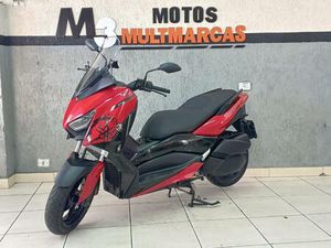 YAMAHA XMAX 250