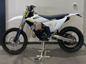 HUSQVARNA TE 300