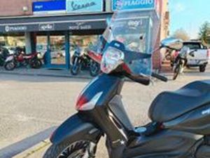 PIAGGIO BEVERLY 300 POLICE