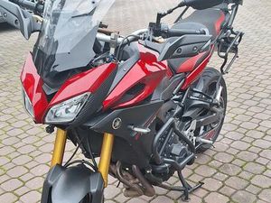 YAMAHA MT