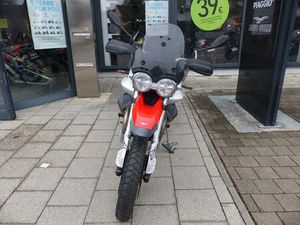 MOTO GUZZI V85 TT
