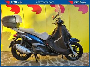 VENDO PIAGGIO BEVERLY 250 I.E. (2004 - 06) USATA A ROMA (CODICE 9889489) - MOTO.IT