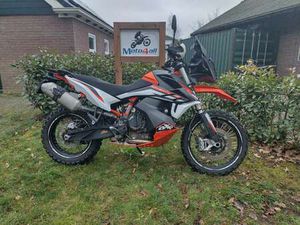 KTM 890 ADVENTURE 890 ADVENTURE R ORANJE 77KW 77 KW A2