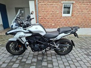 ② VERKOOP BENELLI TRK502