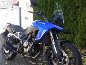 SUZUKI V-STROM 800