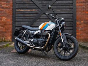 TRIUMPH SPEED TWIN 900 900 CC