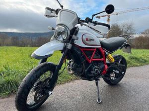 DUCATI SCRAMBLER 800 DESERT SLED - 2 SITZBÄNKE