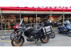 VENDO SUZUKI V-STROM 1050SE (2023 - 24) USATA A GENOVA (CODICE 9889313) - MOTO.IT