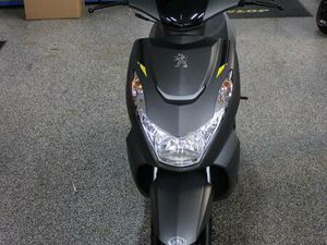 PEUGEOT KISBEE 50 GT MIT TOPCASE