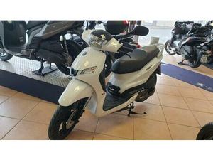 PEUGEOT KISBEE-M 125I EU5+ , VORFÜHRER, NUR 71 KM !