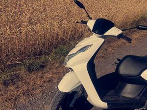 WEIHNACHTSGESCHENK? PEUGEOT KISBEE 25 ACTIVE WEIß