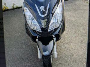 MOTORROLLER PEUGEOT SATELIS 400I