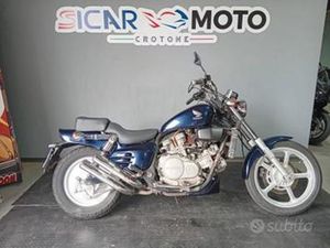 HONDA VF 750 CUSTOM RC28