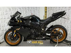 2009 YAMAHA YZF R1