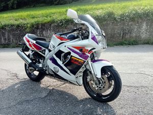 YAMAHA FZR 600 R
