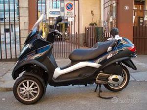 PIAGGIO MP3 300 LT PATENTE B