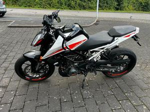 KTM DUKE 390 | 8000KM | GUT GEPFLEGT