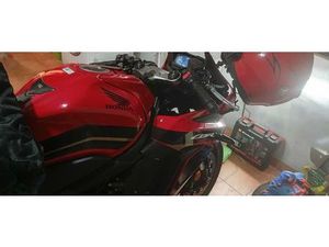HONDA CBR 650R 2023 TORRES VEDRAS (SÃO PEDRO, SANTIAGO, SANTA MARIA DO CASTELO E SÃO MIGUEL) E MATACÃES