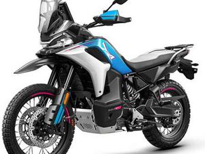 CFMOTO 800 MT