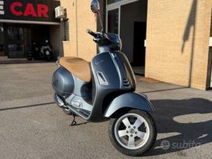 VESPA GTS 300 GTS 300