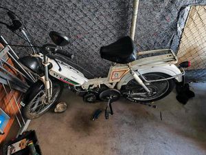 OLD TIMER PEUGEOT 103 VOGUE MOFA