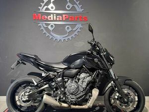 YAMAHA MT07 DE 2023 CREIXOMIL