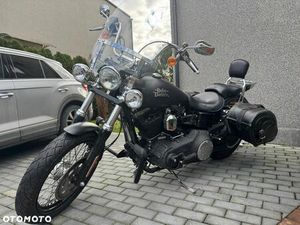 HARLEY-DAVIDSON DYNA STREET BOB