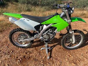MOTORCYCLE DIRTBIKE KAWASAKI KX250F 2005