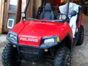 SI VENDE POLARIS RZR 800